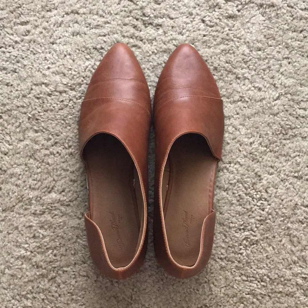 Brown faux leather flats/booties